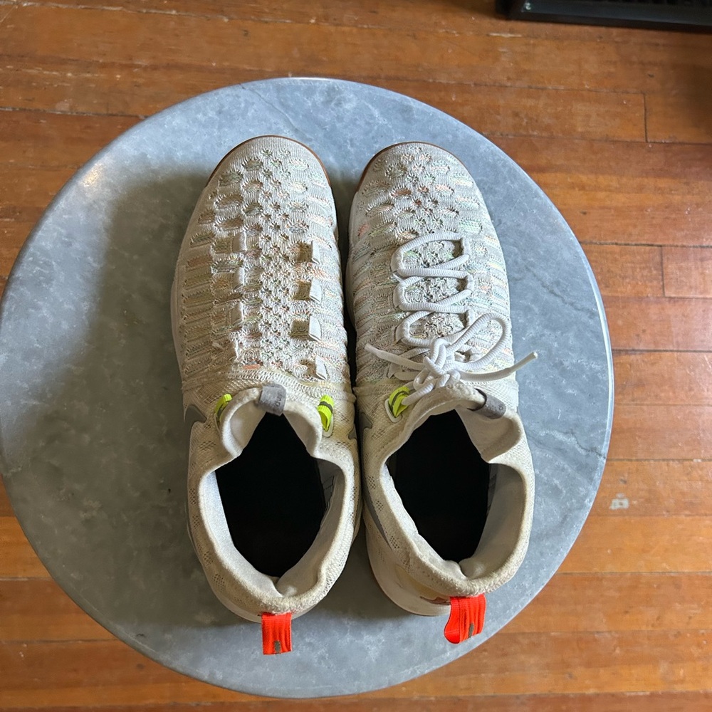 KD’s in Cream and Orange